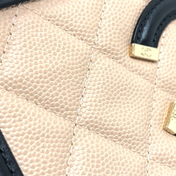 CHANEL Black Caviar Leather Wallet - Picture 13 of 16